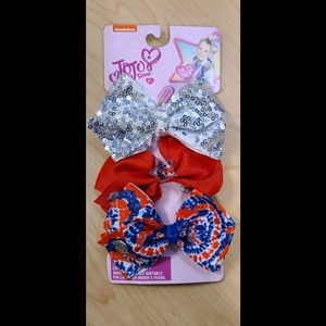 Jojo Siwa bows
